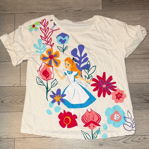 Disney Women's Bundle Tees Lot of 3 Aqua black, Cream XL & Large - Picture 4 of 6